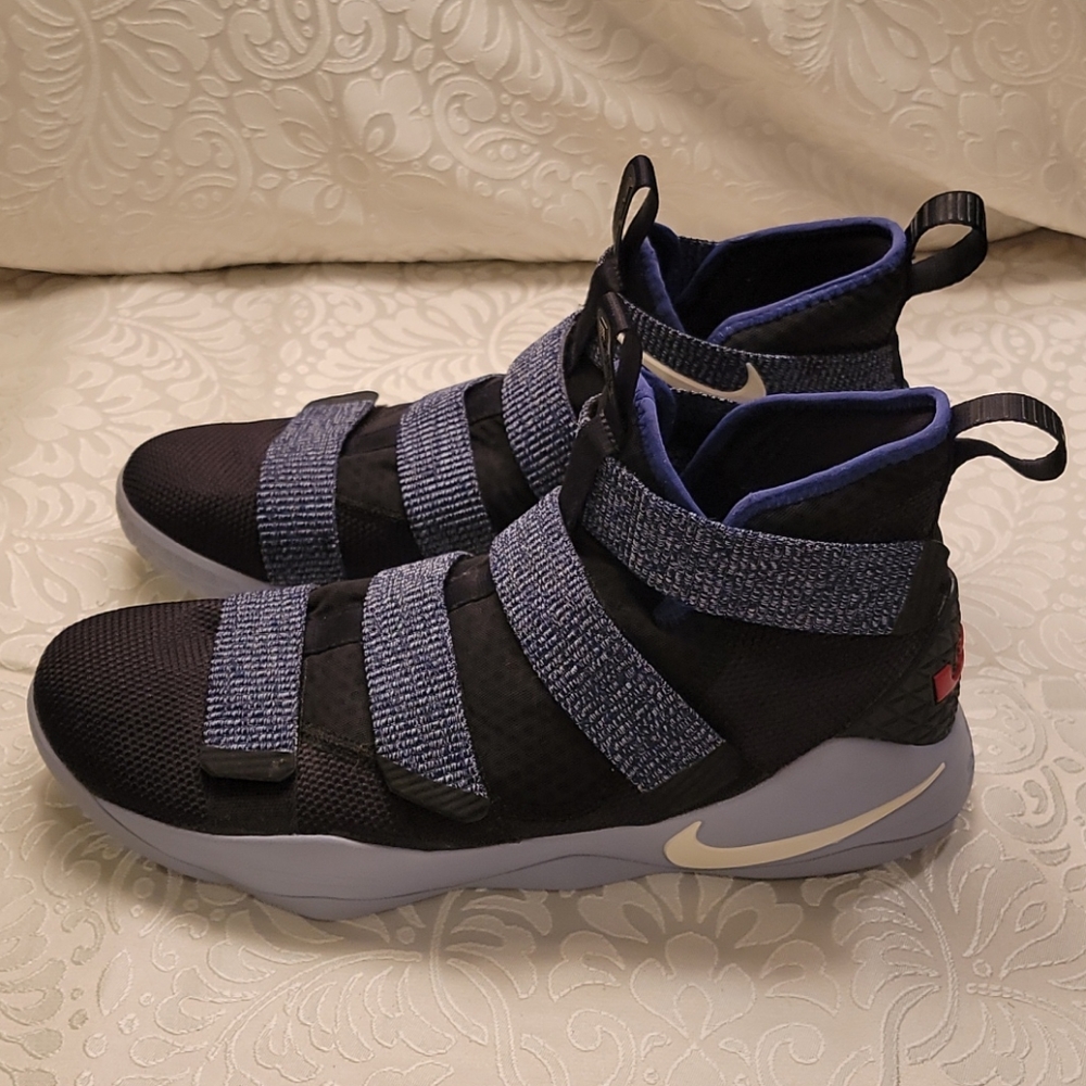 NIKE LEBRON SOLDIER XI 11 SZ 14
